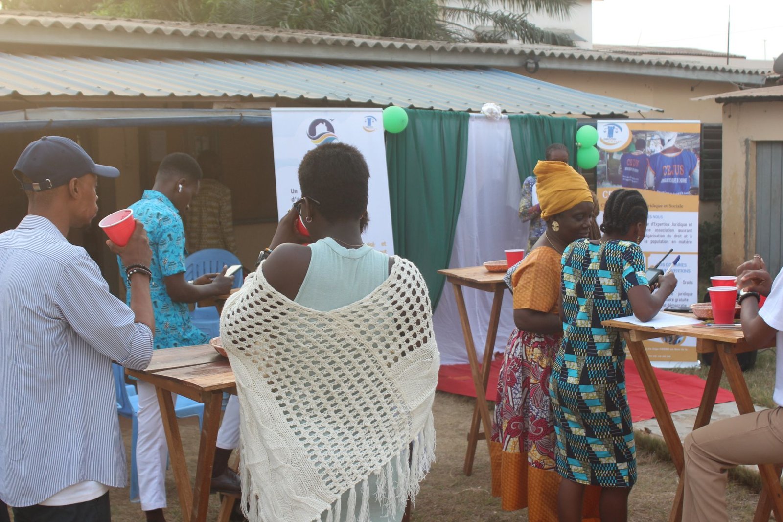 À l’occasion de la Journée Internationale des Droits des Femmes(8mars 2025), nous avons partagé un moment convivial lors du Cocktail Femme au siège de la CEJUS.