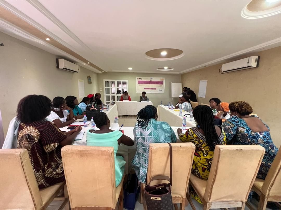 Former pour protéger : des femmes d’AFAZ-Togo outillées sur les VBG et les droits en santé sexuelle et reproductive